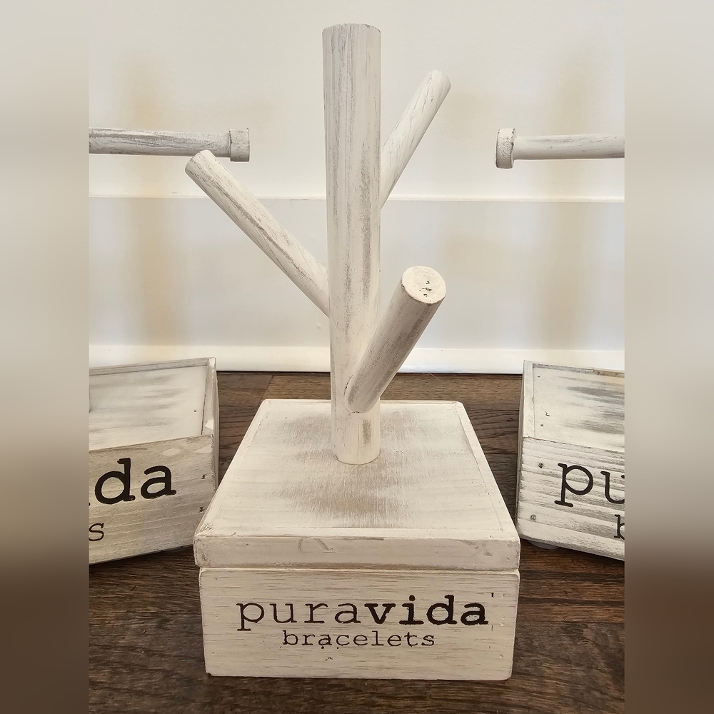 Pura Vida ring display